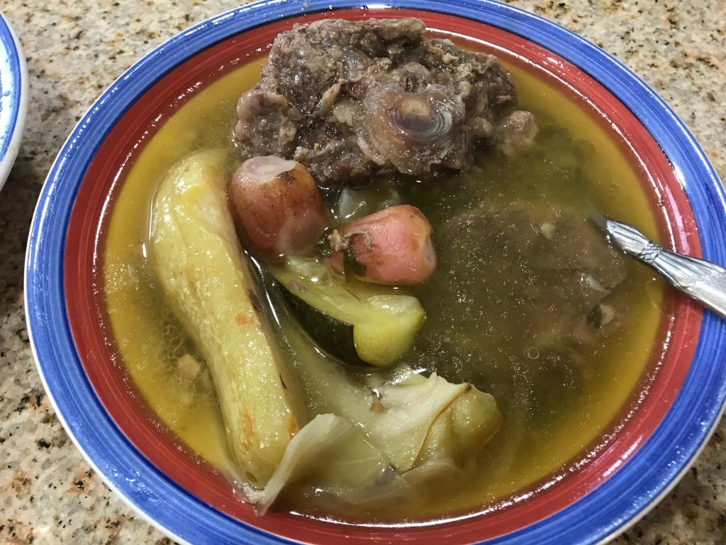 Caldo de Res en olla express