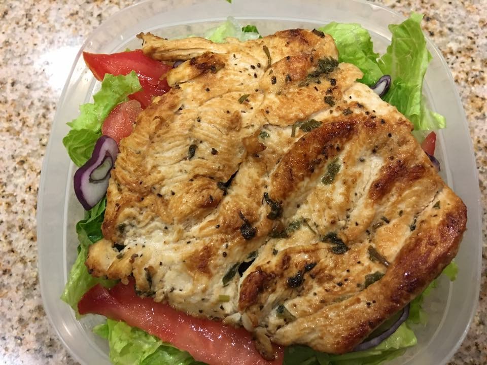 Pechuga marinada en cilantro y limón