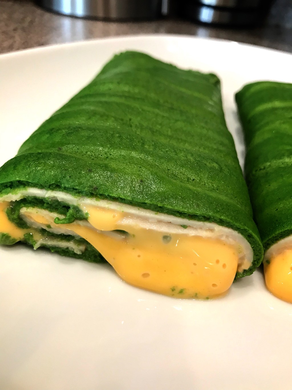 Enrollado de espinacas con jamón de pavo y&nbsp;queso