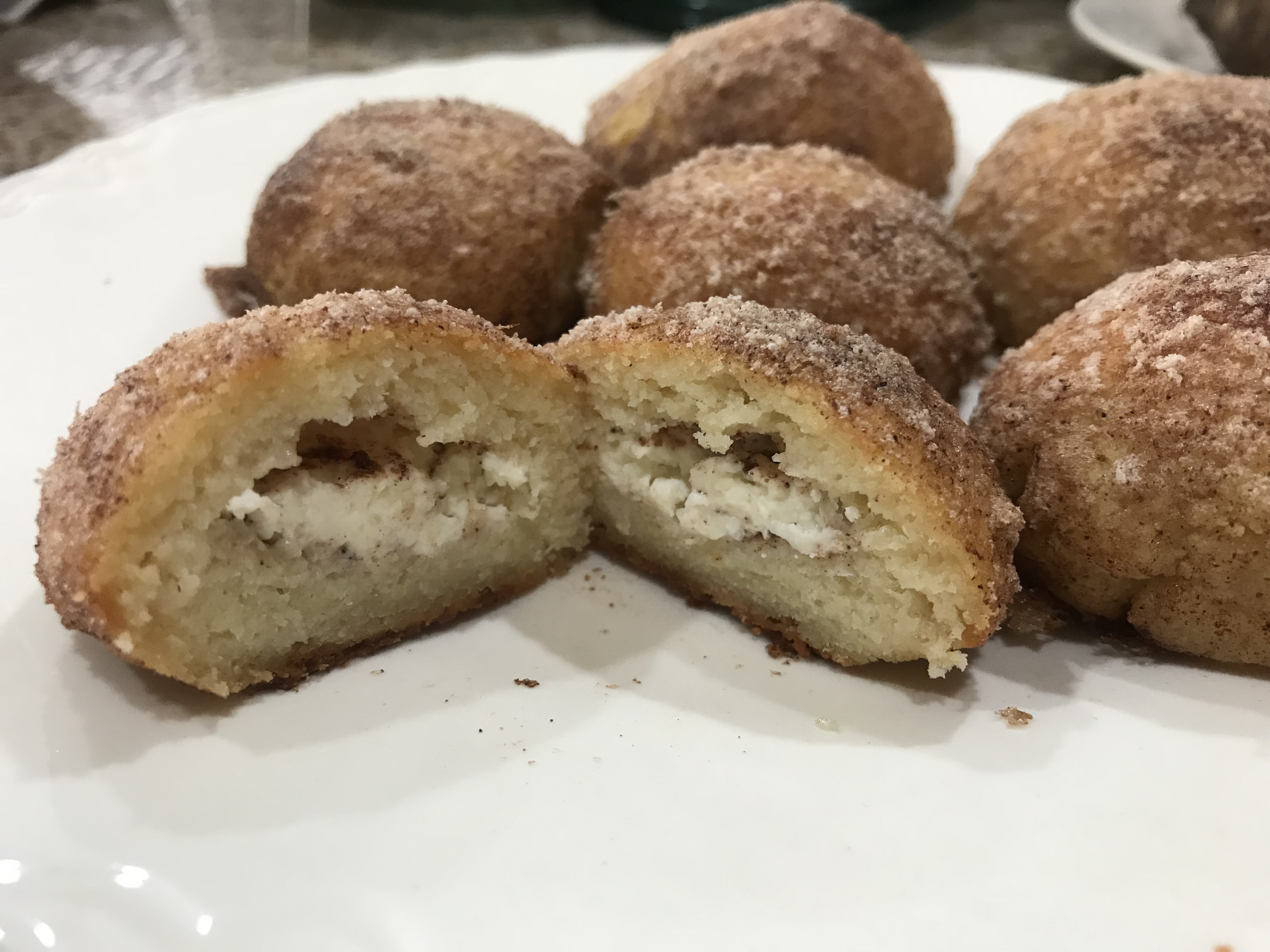 DADBCE84-C511-4668-8C27-27A0DE7FBD61