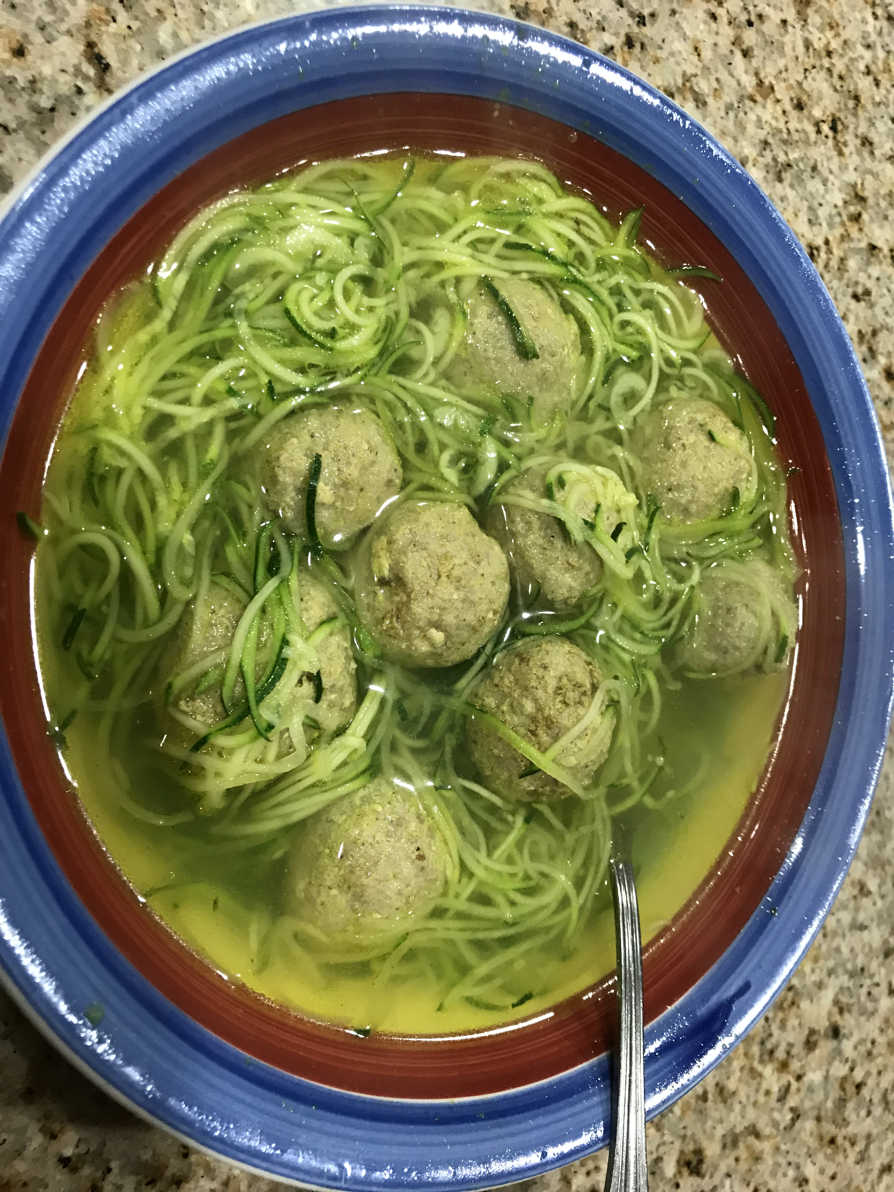 Albondigas con Fideos de Calabacín