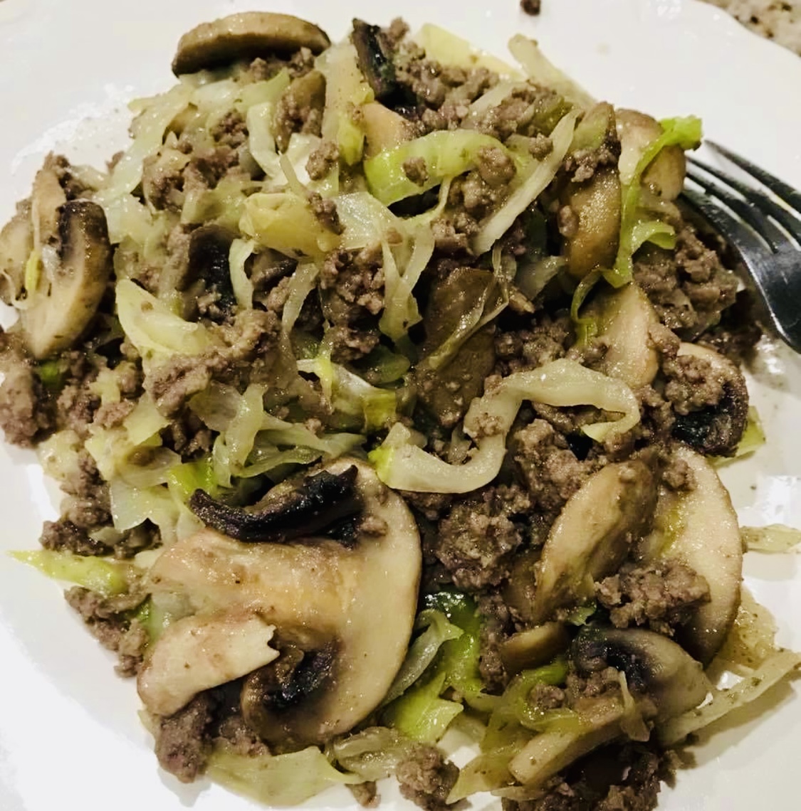 Salteado de Carne Molida y Repollo